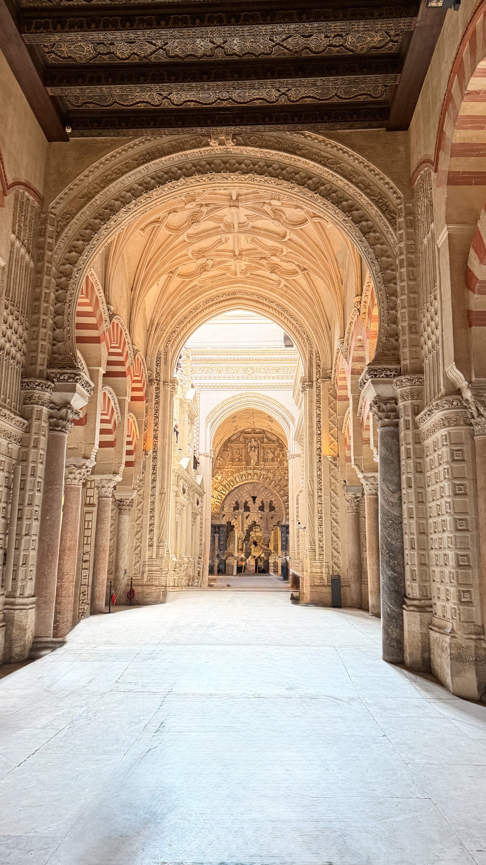 Innenraum der Mezquita in C&oacute;rdoba